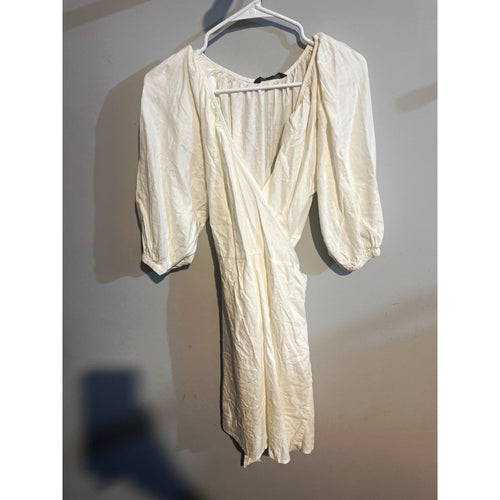 Banana Republic White Wrap Romper XS V-Neck Puff Sleeve Tie Waist Rayon/Linen