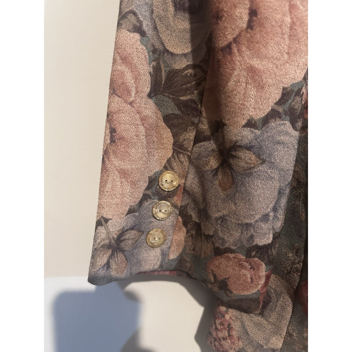 Casual Corner Womens Floral Tapestry Button Front Lined Blazer Gray Size 8