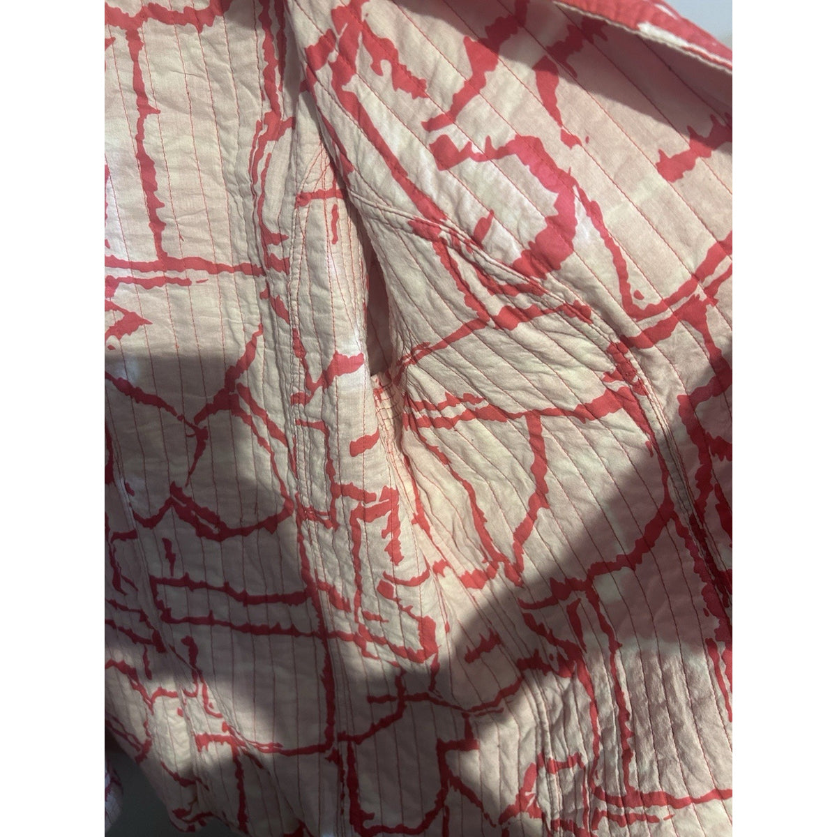 Chico's Womens Quilted Jacket Size 3 Juniors Coral White Abstract Open Front 3/4