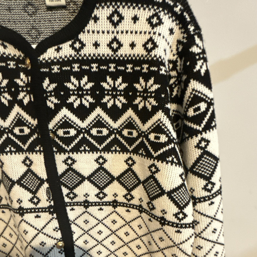 VTG Classic Elements Black/White Fair Isle Knit Button Front Pockets Cardigan M