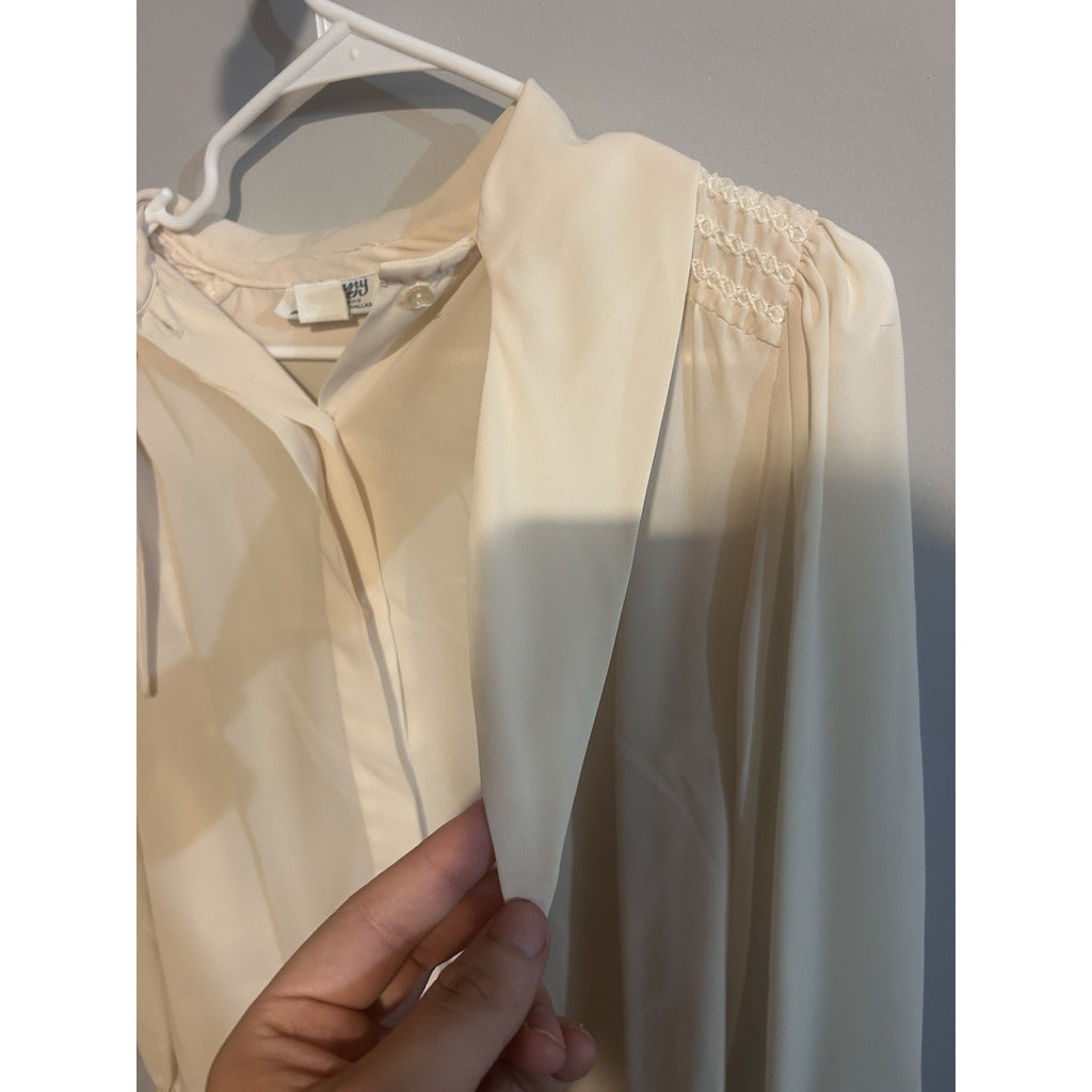 VTG Sunny South Fashions Ivory Chiffon Collared Smocked LS Button Blouse Sz 6