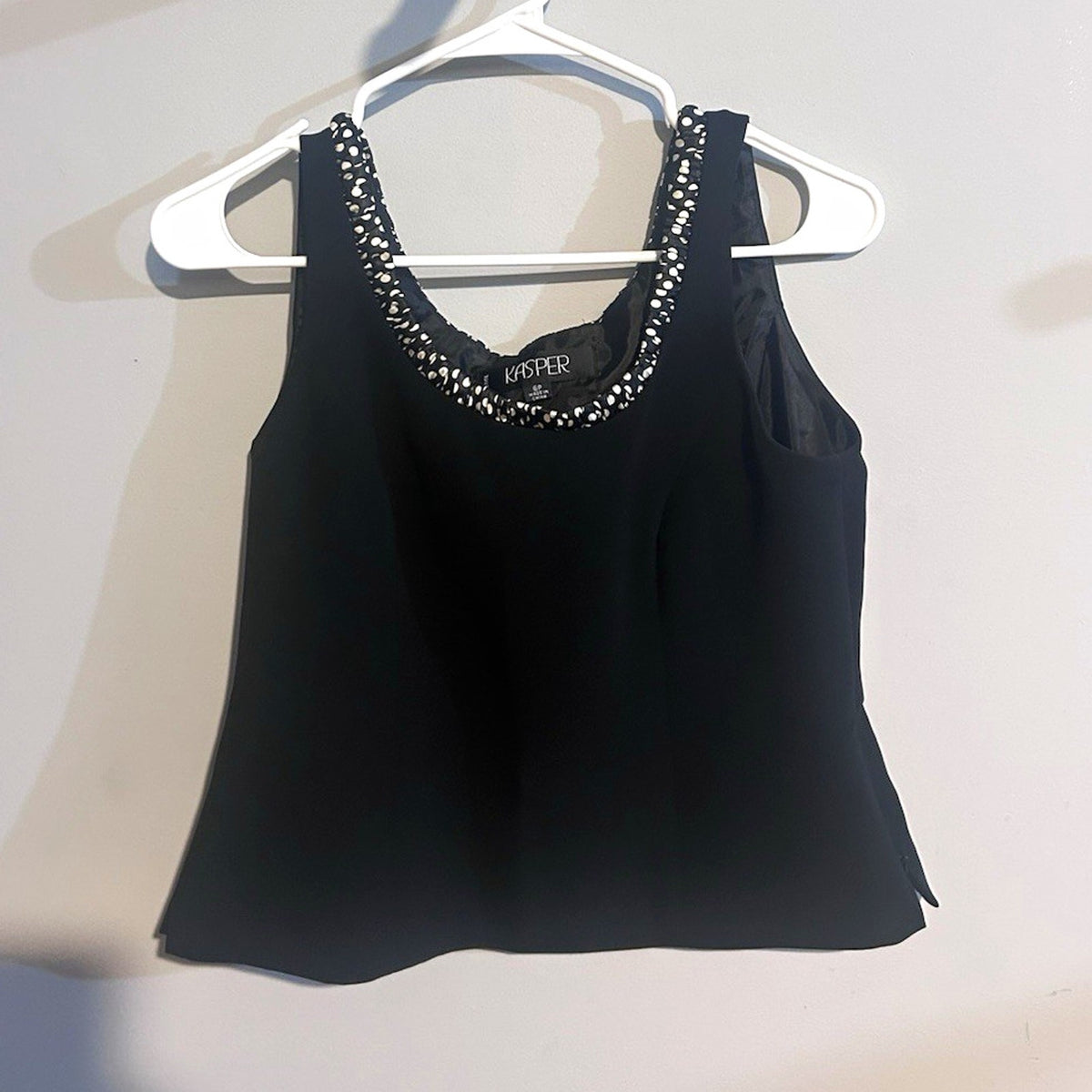 Kasper Petites Women’s Black Woven Sleeveless Scoop Neck Blouse Polka Trim 6P