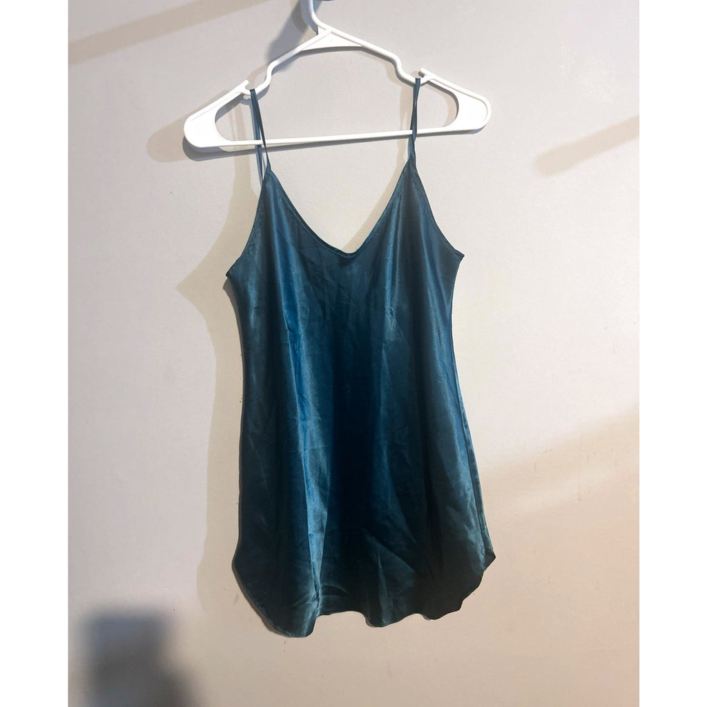 Honors Intimates Women’s Green Satin Full Slip, Size M, Polyester Solid